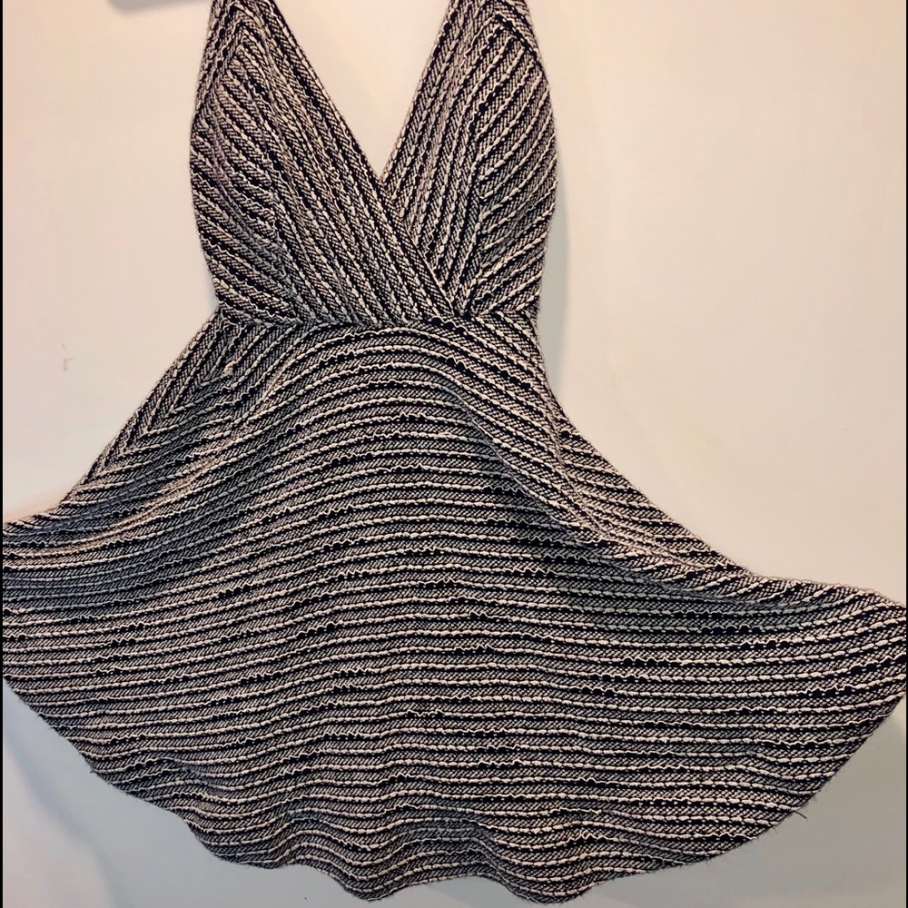 Dress - Picture 5 of 5